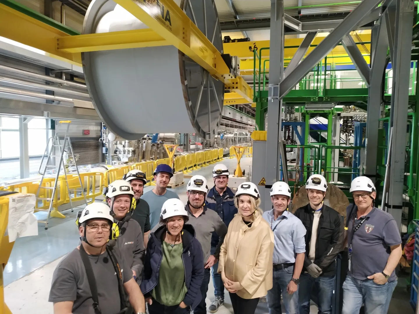 IT String – results from SQXL commissioning and SCT, and preparations for installation of the cold powering system